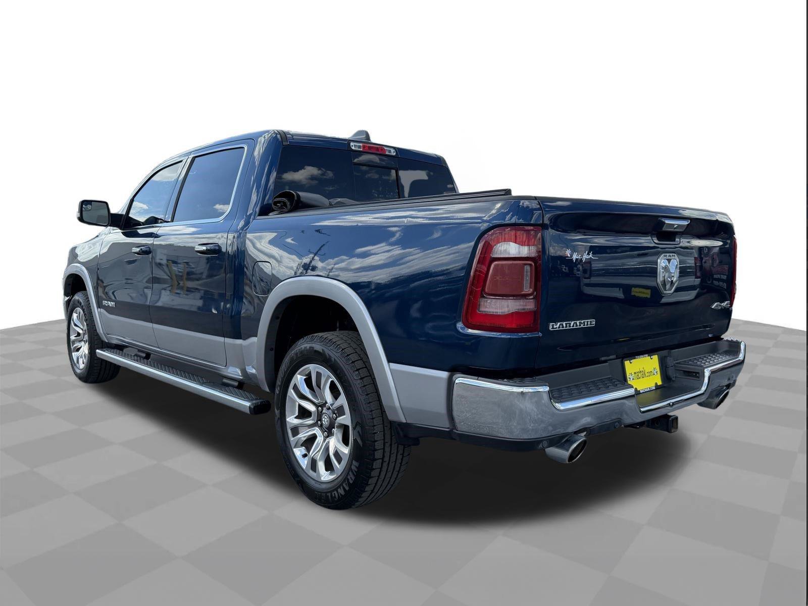 Used 2020 RAM 1500 Laramie AWD/4WD image 3