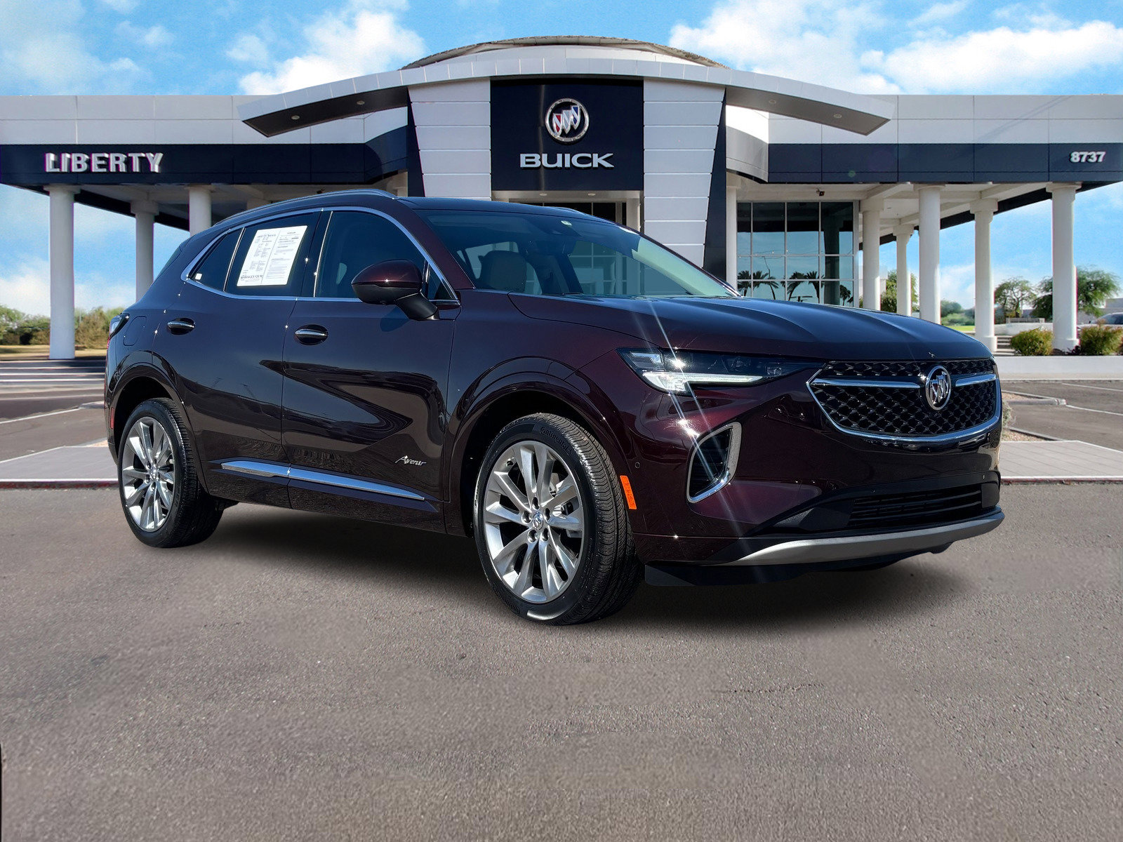 Used 2023 Buick Envision Avenir image 2