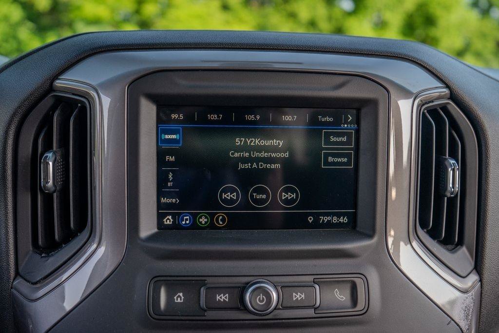 Used 2019 Chevrolet Silverado 1500 Custom w/ Custom Value Package AWD/4WD image 24