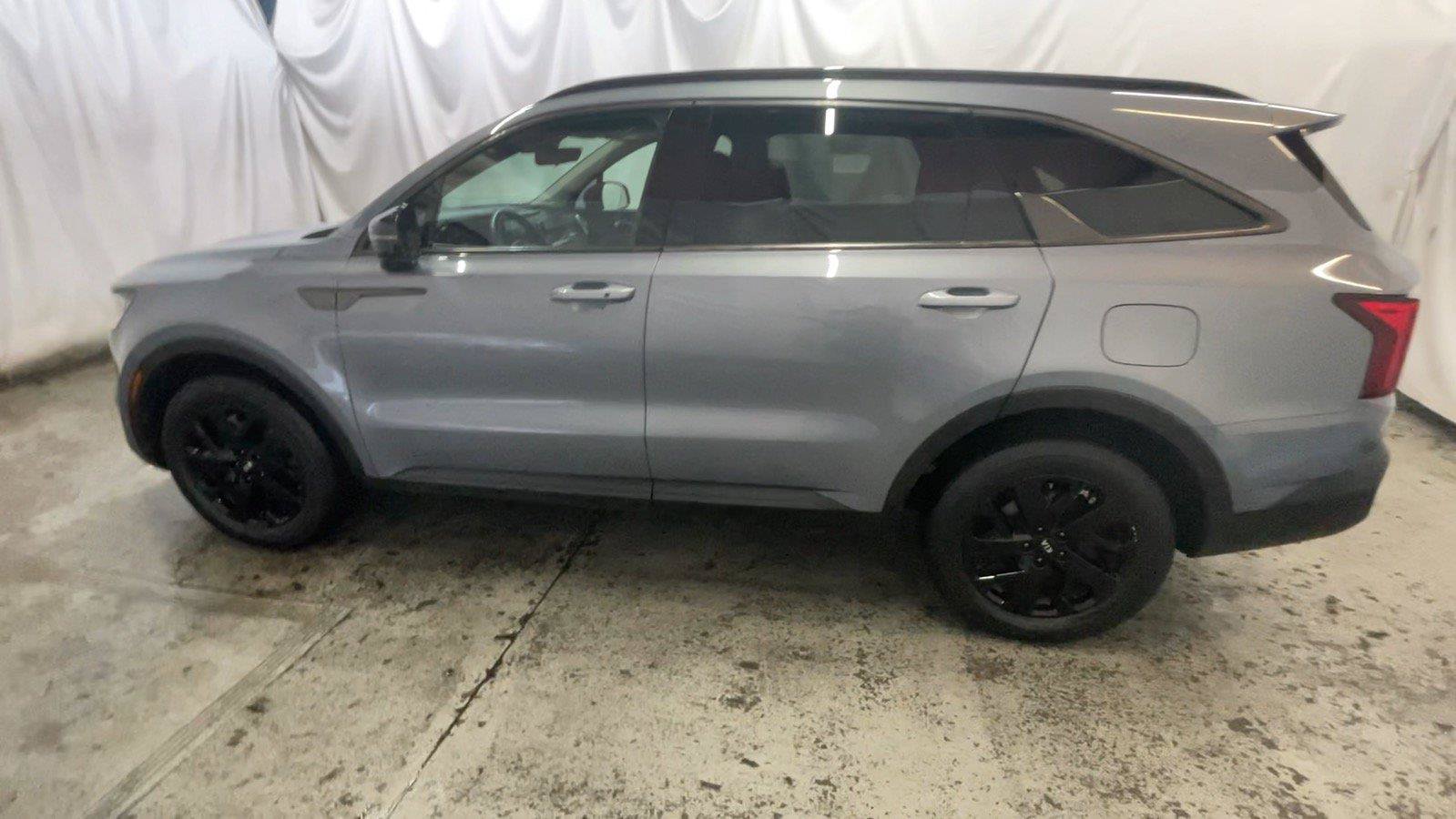 Used 2021 Kia Sorento S w/ Panoramic Sunroof Package AWD/4WD image 11