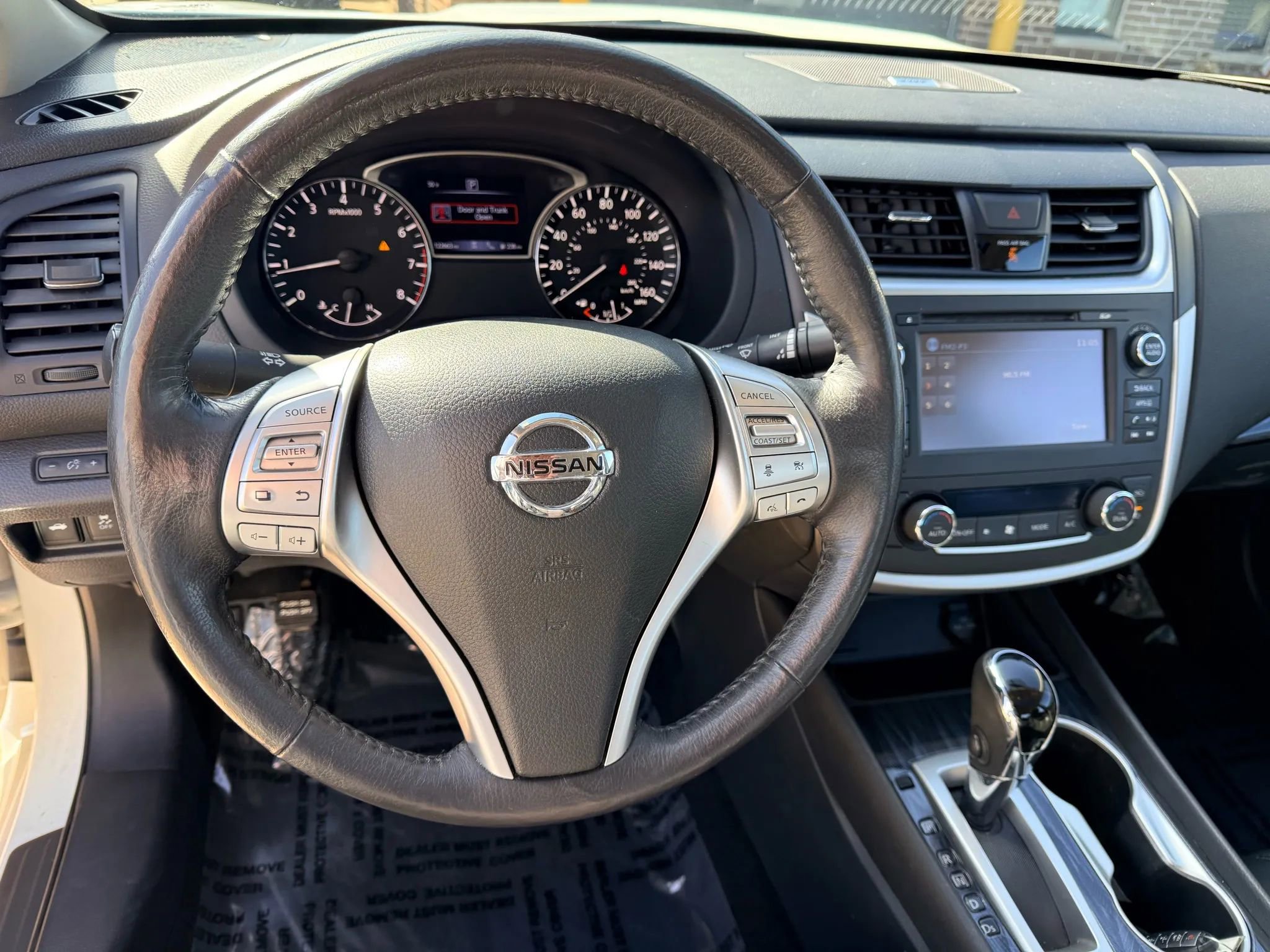 Used 2017 Nissan Altima 2.5 SL w/ 2.5 Technology Package image 16