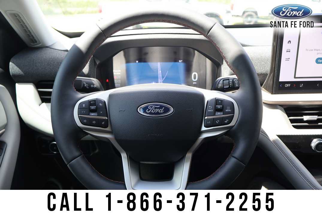 New 2026 Ford Explorer Active w/ Active Comfort Package RWD image 38