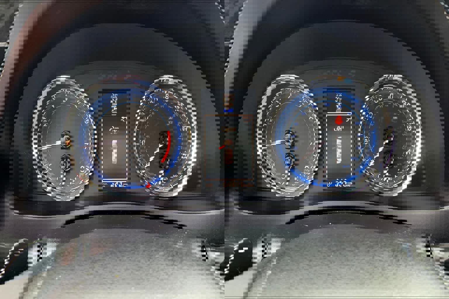 Used 2018 Toyota Corolla SE FWD image 25