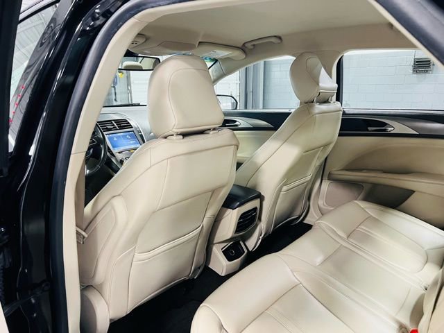 Used 2020 Lincoln MKZ AWD image 24