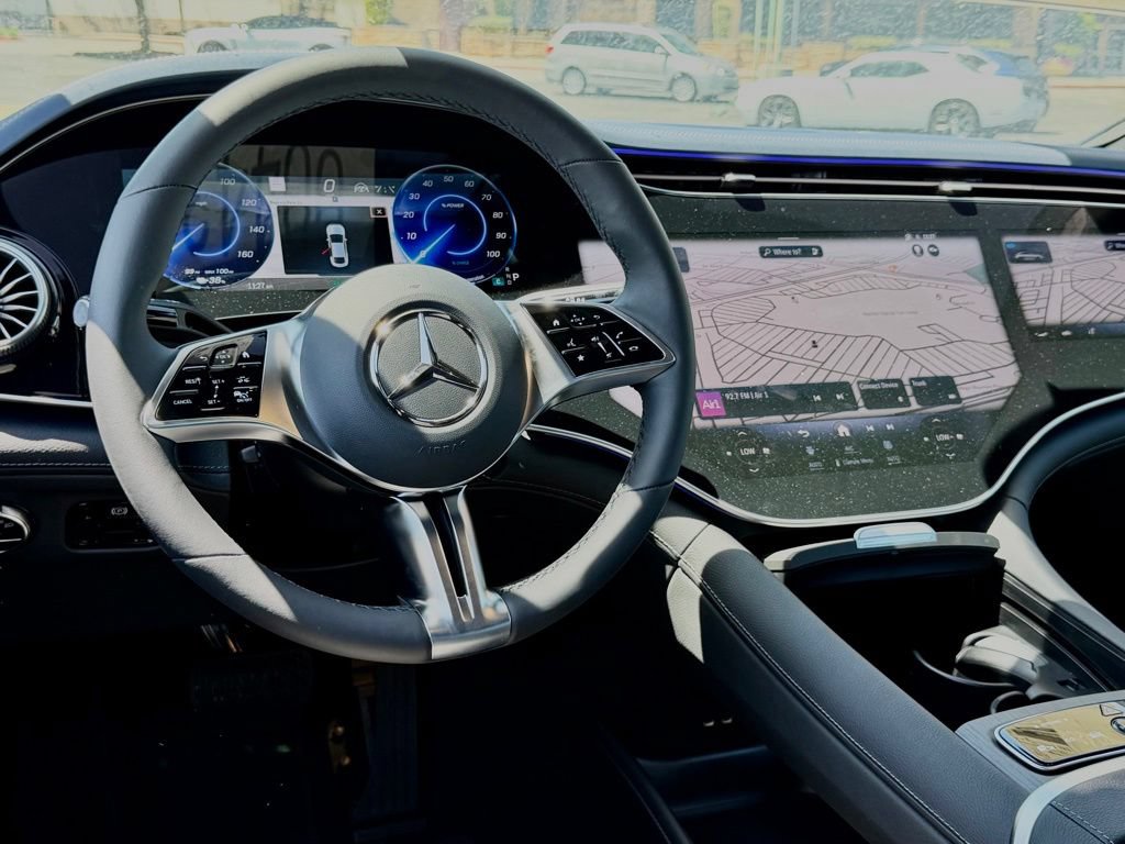 Used 2025 Mercedes-Benz EQE 500 4MATIC Sedan image 26
