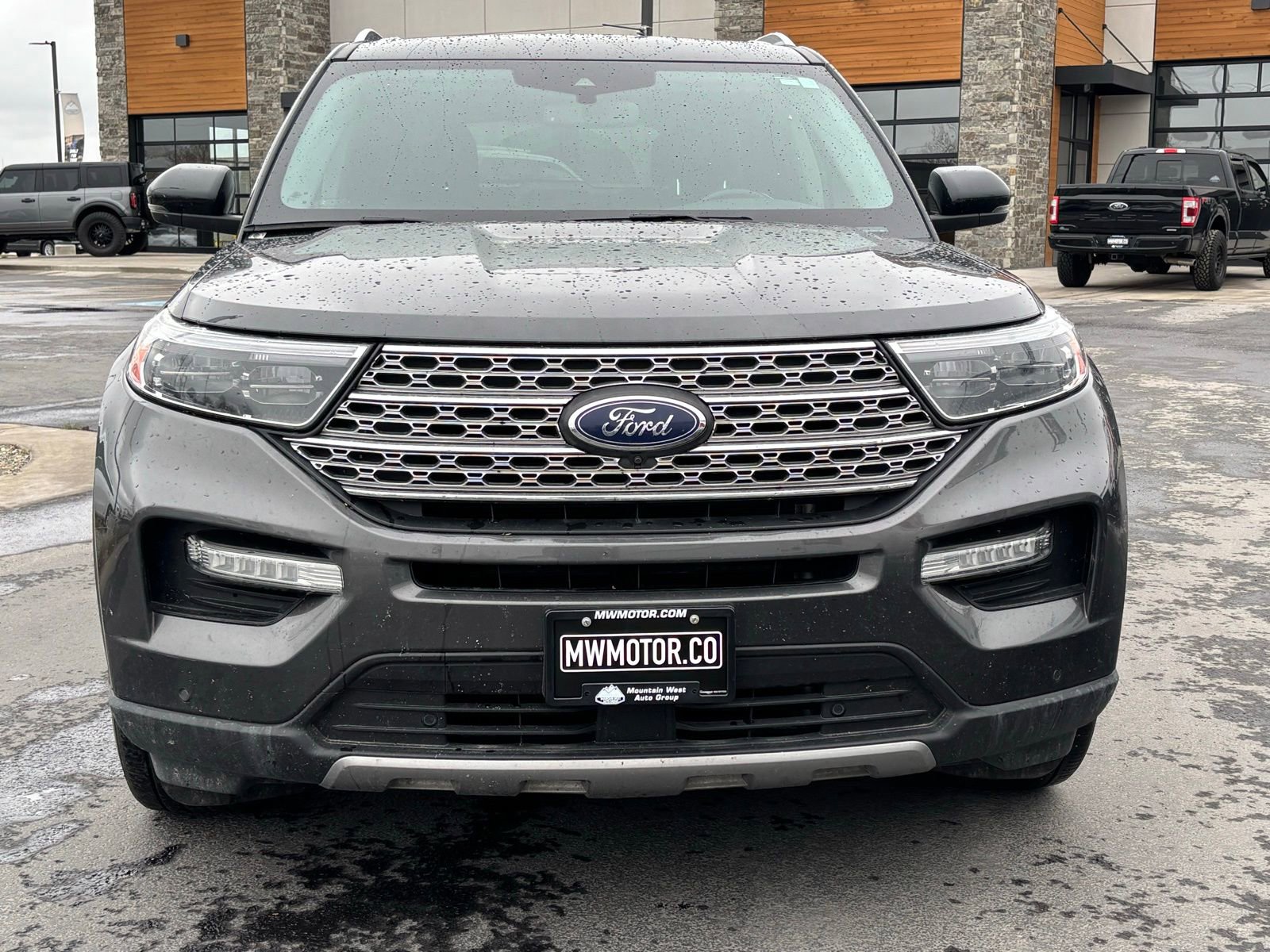 Used 2020 Ford Explorer Limited w/ Class III Trailer Tow Package AWD/4WD image 2