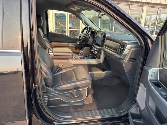 Used 2023 Ford F150 Lariat w/ Equipment Group 502A High image 5