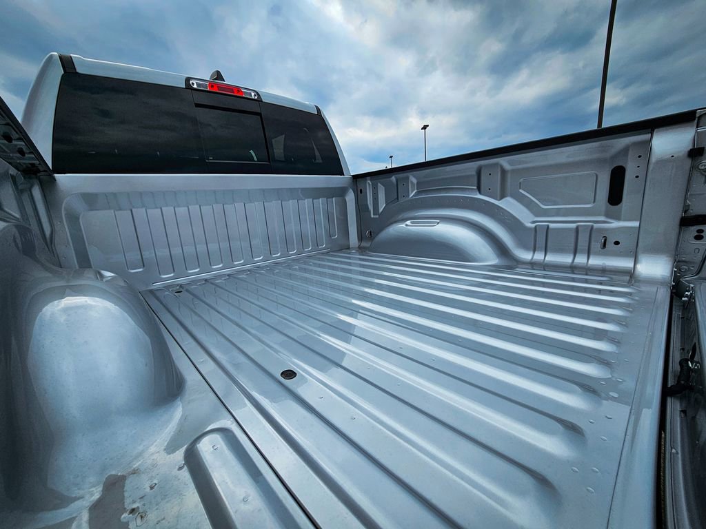 New 2026 RAM 1500 4x4 Crew Cab image 6