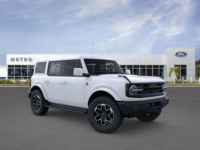 New 2025 Ford Bronco Outer Banks image 7
