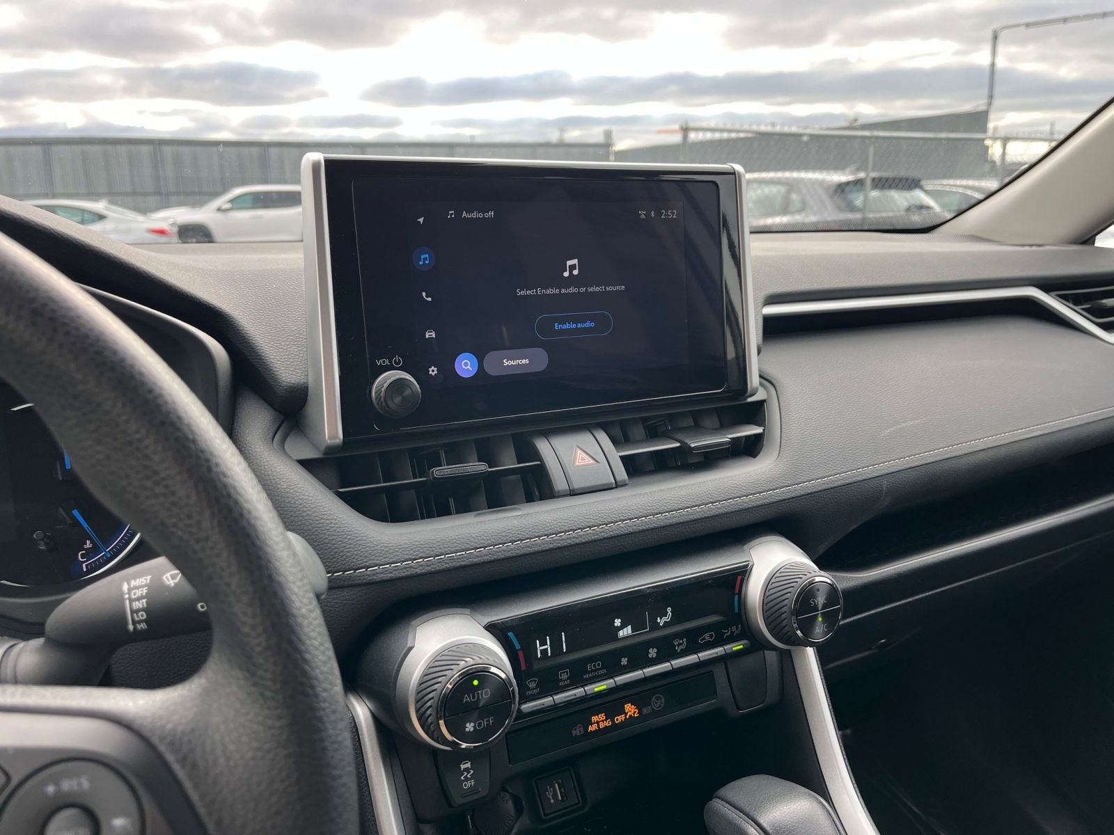 Used 2025 Toyota RAV4 LE image 21