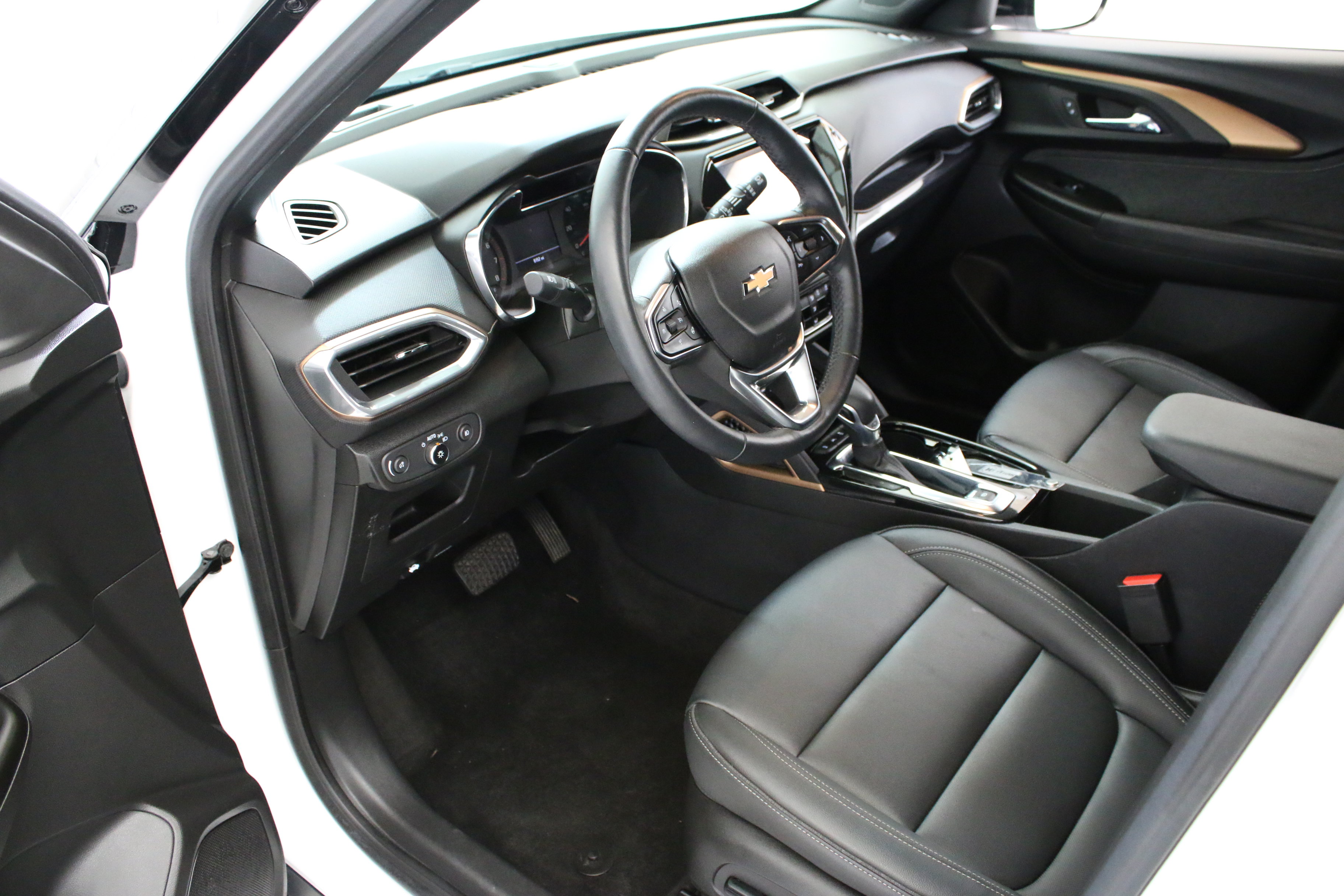 Certified 2023 Chevrolet TrailBlazer ACTIV w/ Convenience Package FWD image 23
