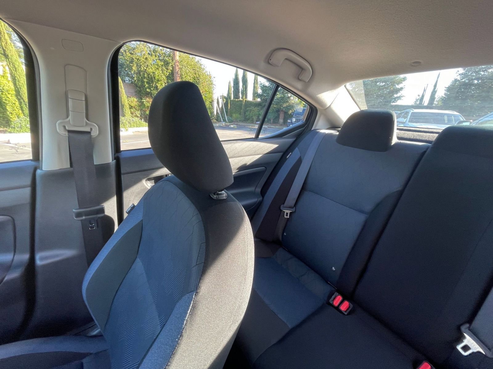 Used 2025 Nissan Versa SV w/ Trunk Package image 37