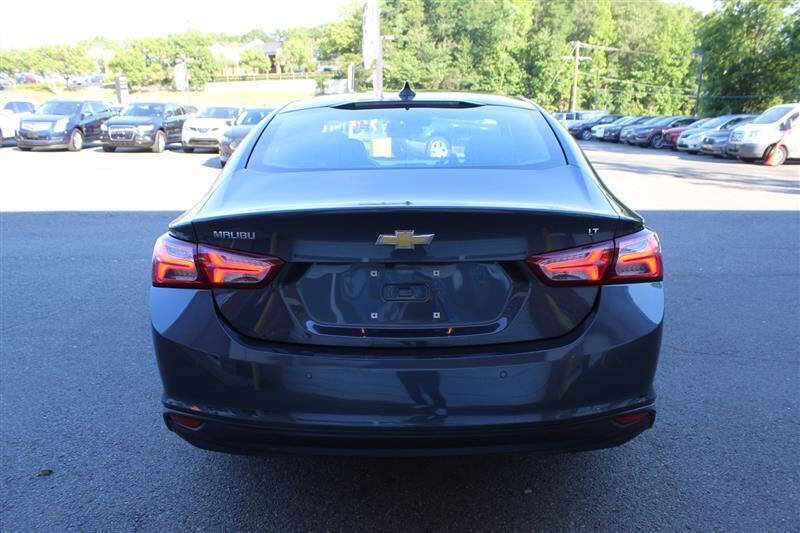Used 2020 Chevrolet Malibu LT FWD image 4