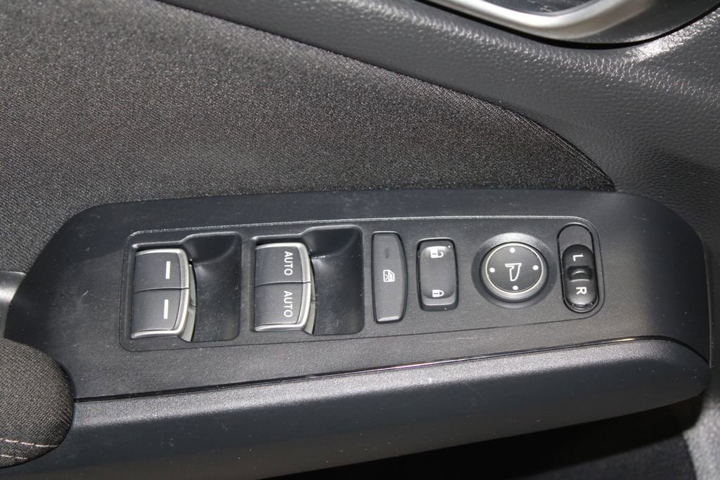 Used 2023 Honda Civic Sport image 9
