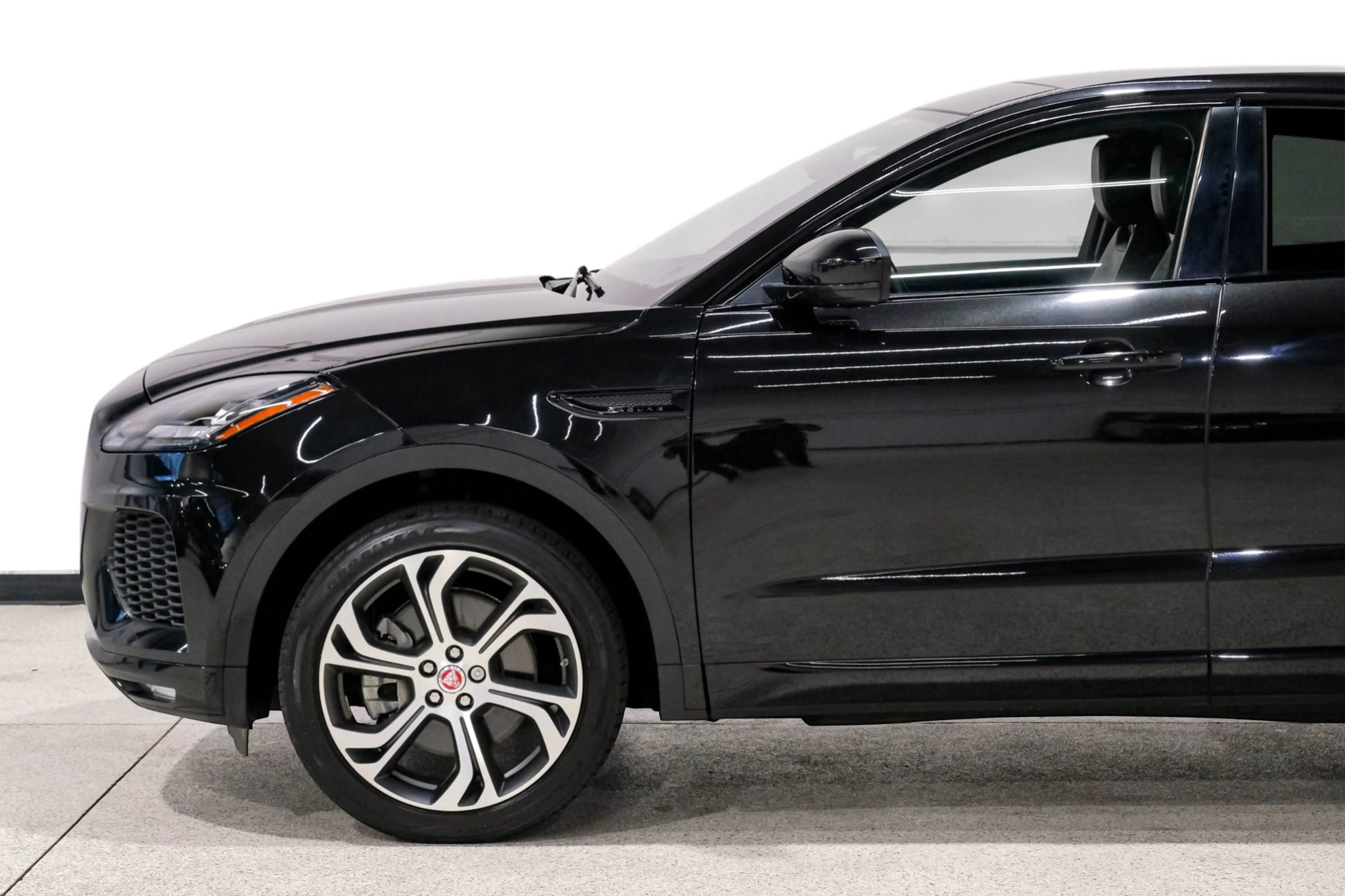 Used 2018 Jaguar E-PACE First Edition image 14