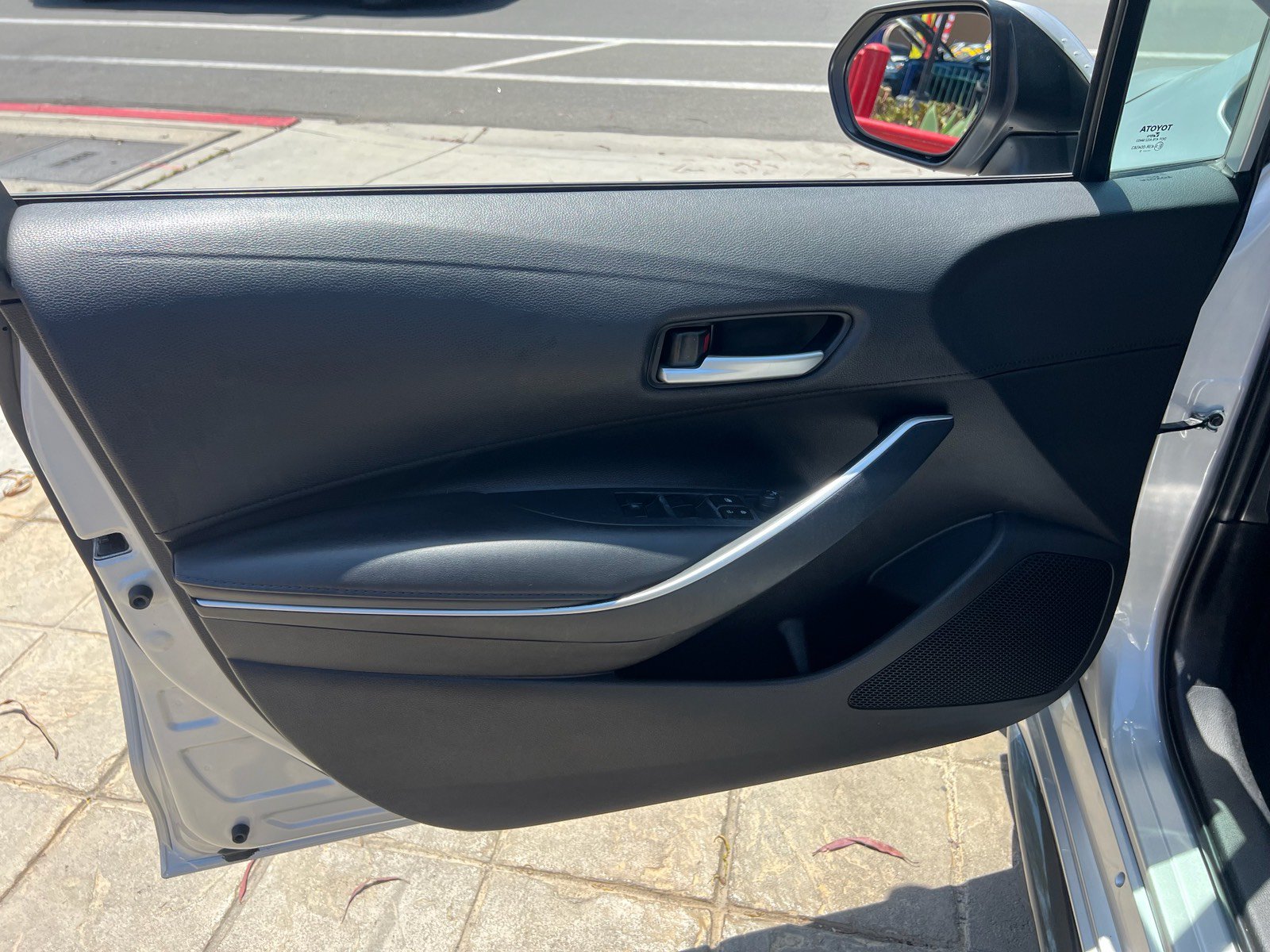 Used 2020 Toyota Corolla SE FWD image 10