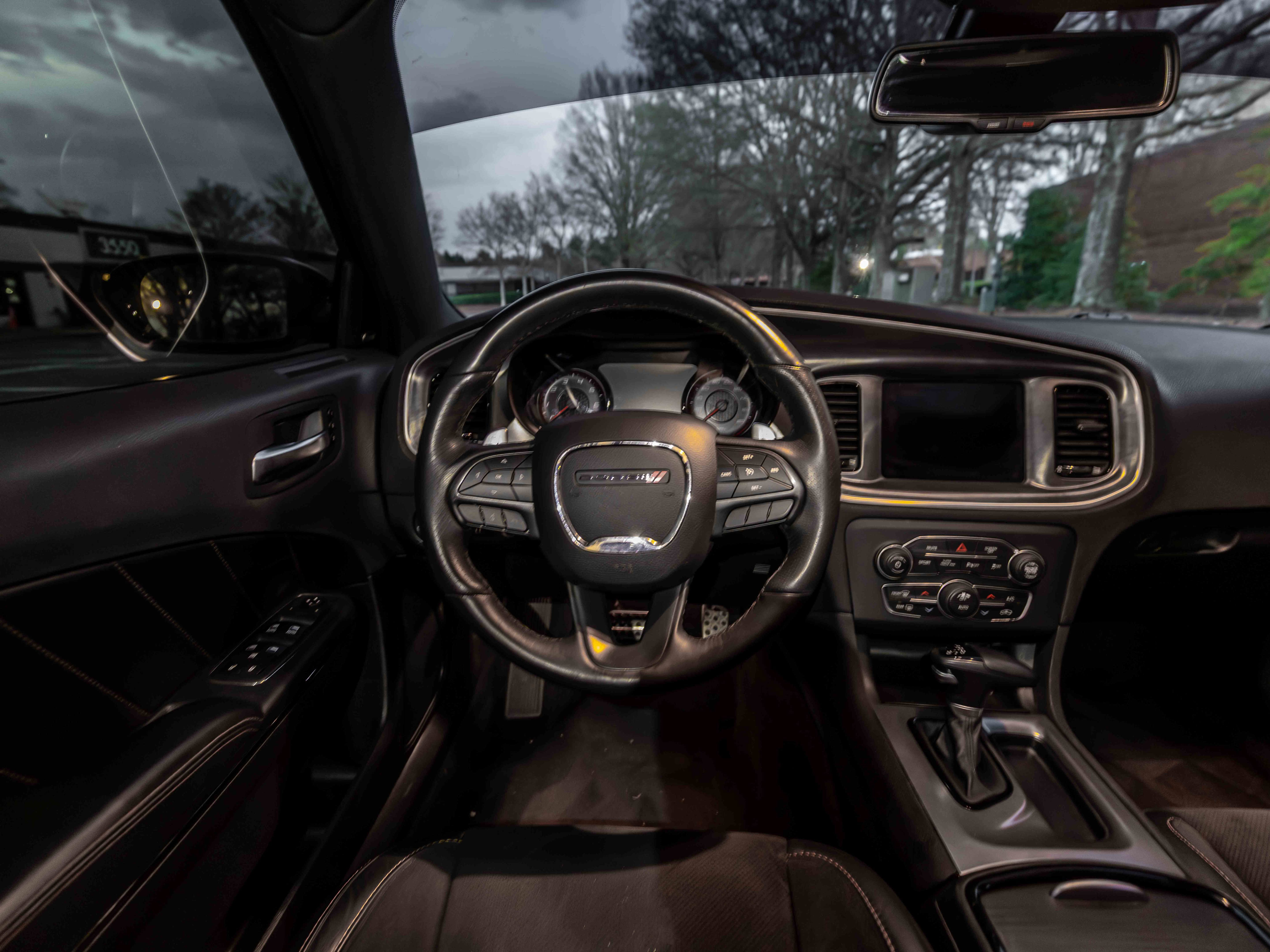 Used 2018 Dodge Charger R/T RWD image 6
