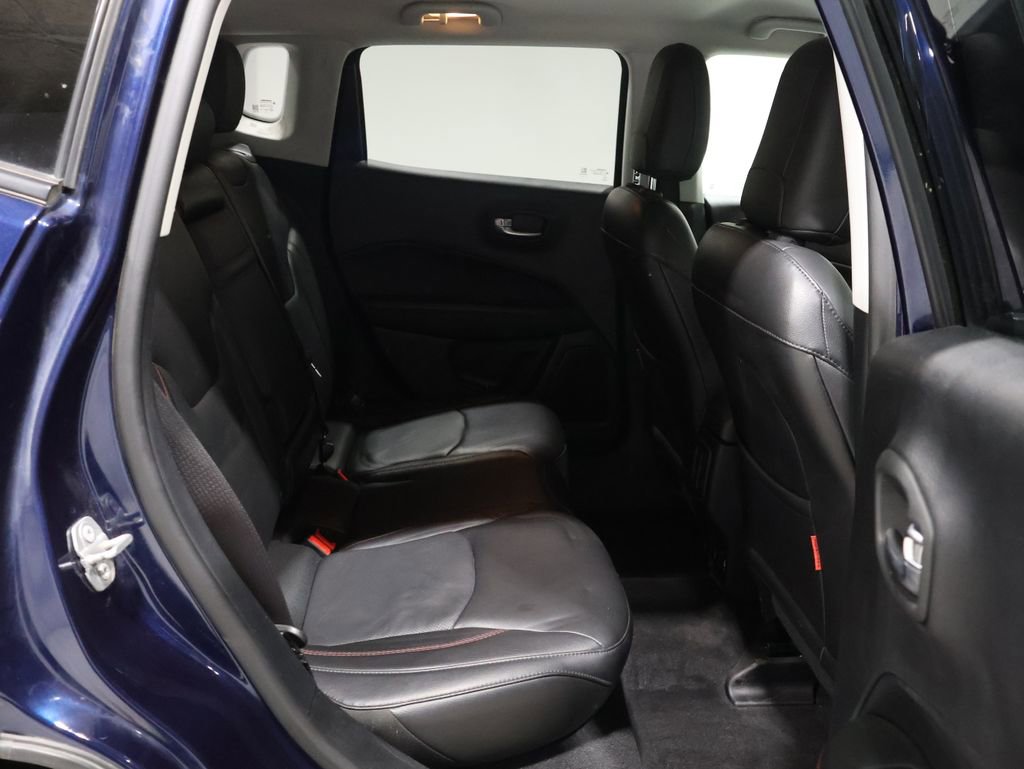 Used 2018 Jeep Compass Trailhawk w/ Leather Interior Group image 22