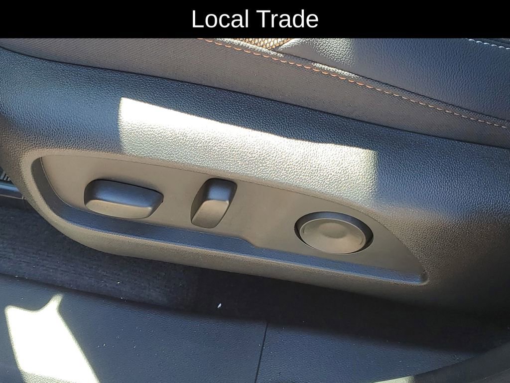 Used 2025 Chevrolet Equinox ACTIV AWD/4WD image 6