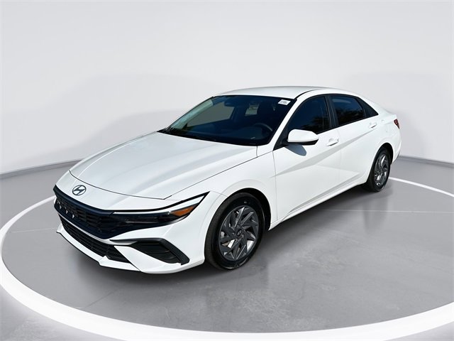 Used 2024 Hyundai Elantra SEL