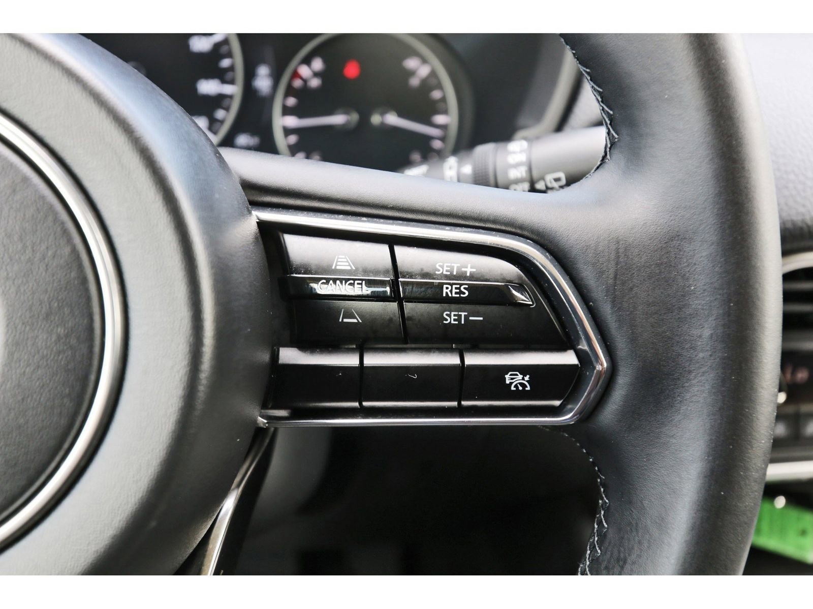 Used 2024 MAZDA CX-90 3.3 Turbo w/ Preferred Plus image 19