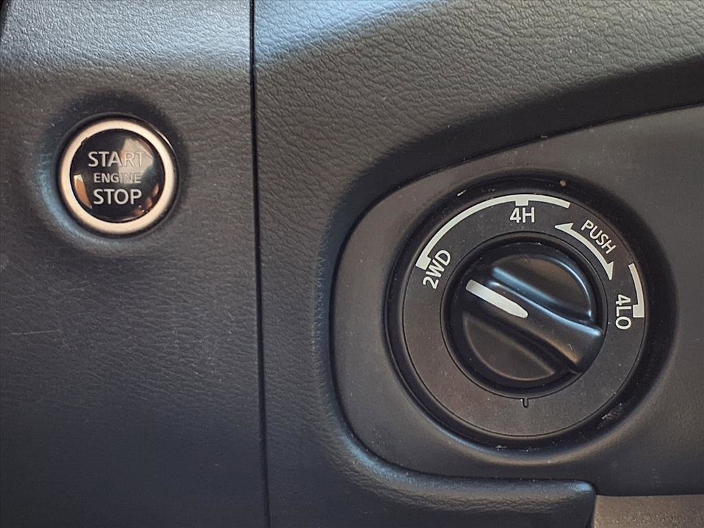 Used 2023 Nissan Frontier SV w/ Midnight Edition Package image 23