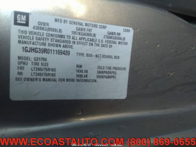 Used 2001 GMC Savana 3500 Extended Passenger image 11