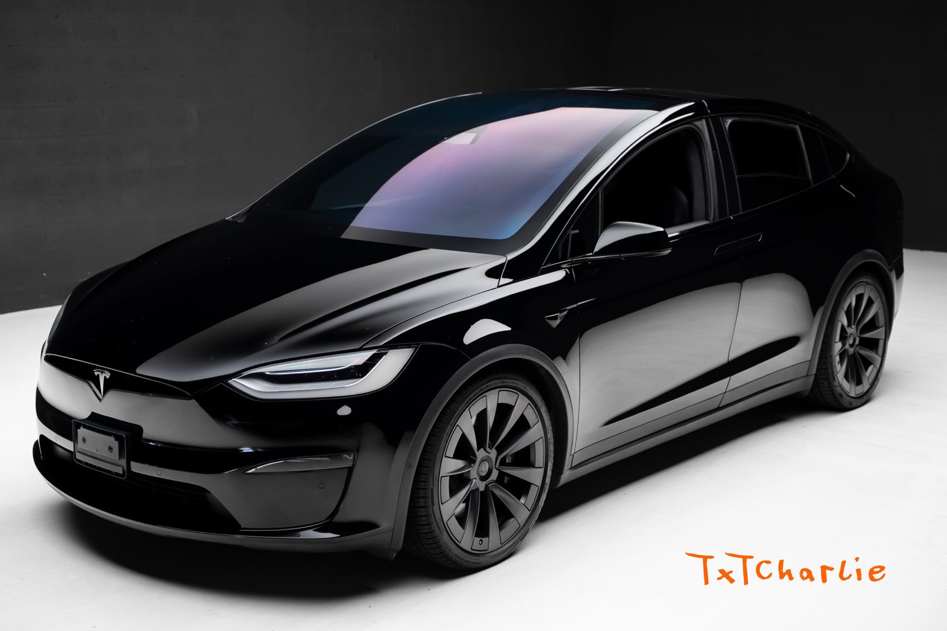 Used 2022 Tesla Model X Plaid AWD/4WD image 1