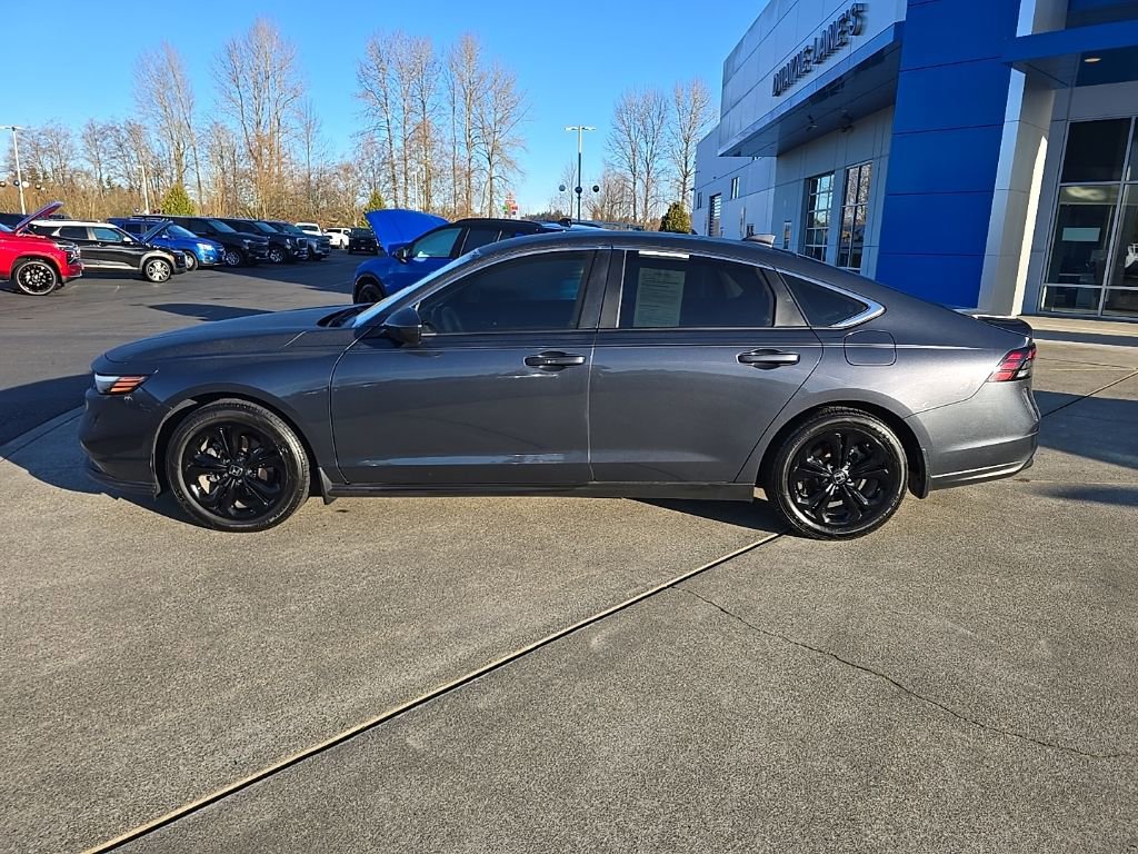 Used 2023 Honda Accord LX image 2