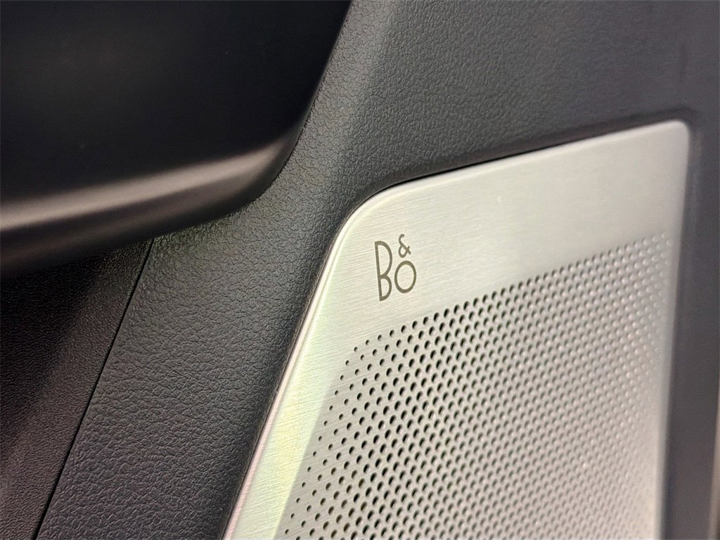 Used 2022 Ford F150 Platinum w/ Max Trailer Tow Package image 18