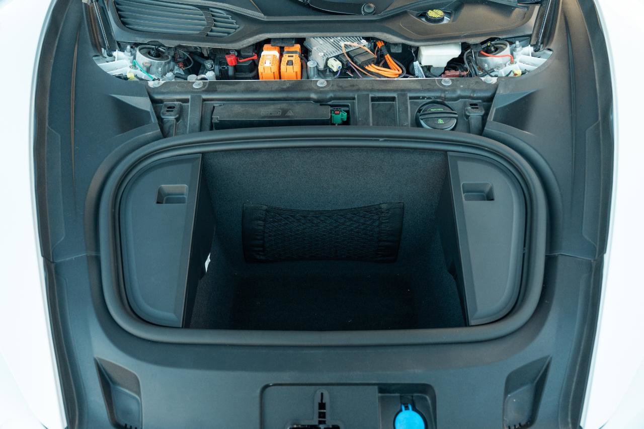 Used 2022 Porsche Taycan Turbo S image 48