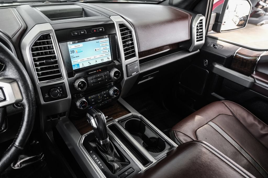 Used 2016 Ford F150 Platinum w/ Equipment Group 701A Luxury AWD/4WD image 23