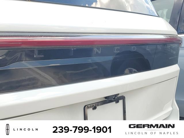 New 2026 Lincoln Navigator L Reserve image 16