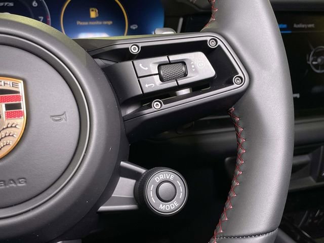 New 2026 Porsche Cayenne GTS image 38