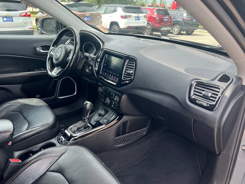 Used 2020 Jeep Compass Limited AWD/4WD image 26