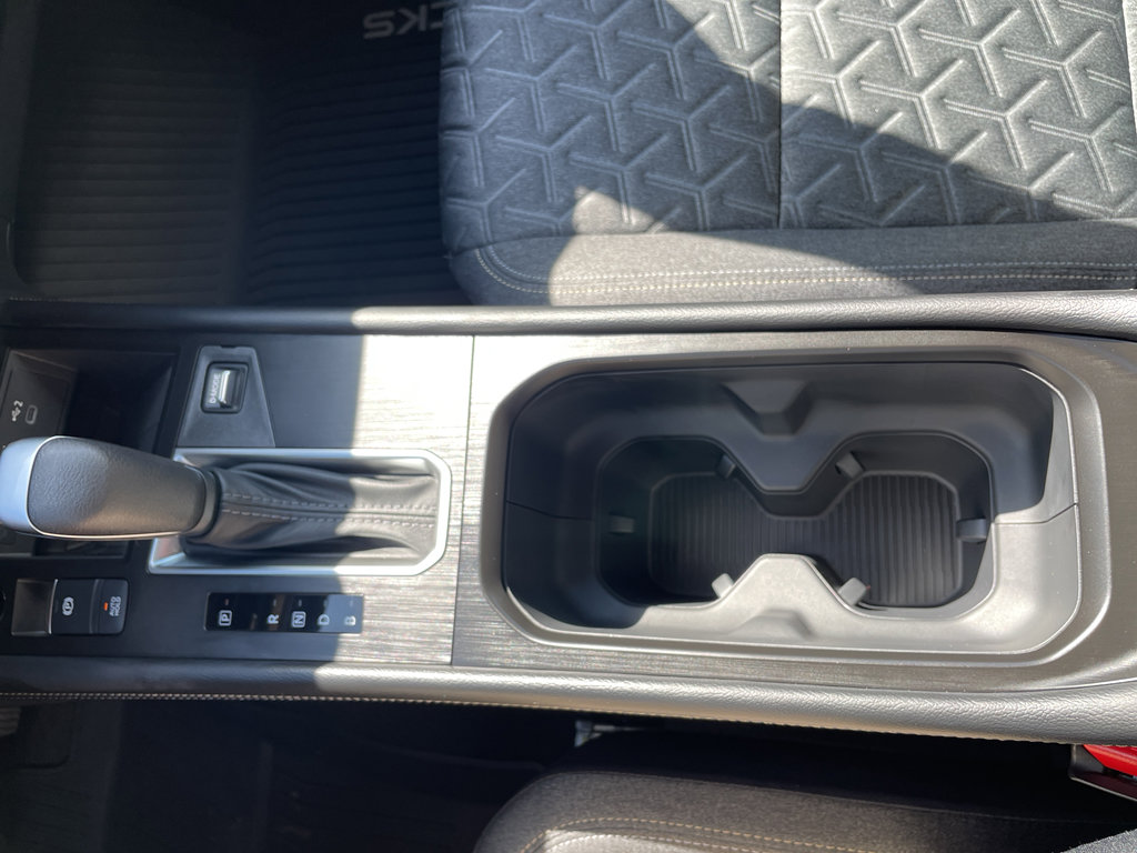 New 2025 Nissan Kicks SV w/ SV Premium Package image 17