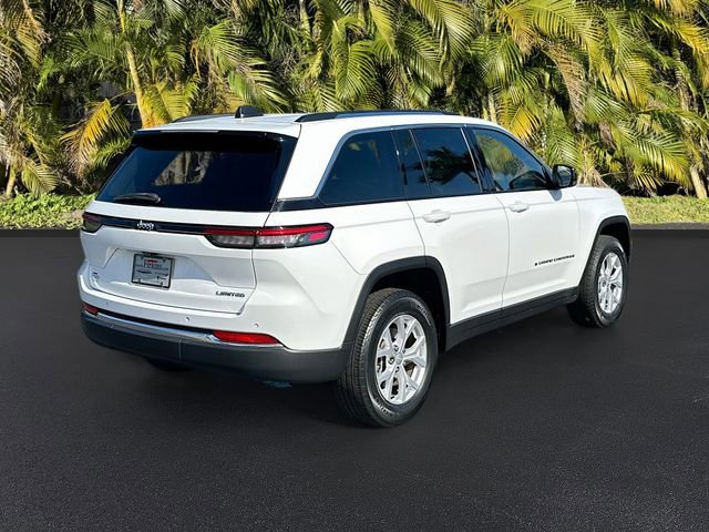 Used 2023 Jeep Grand Cherokee Limited image 5