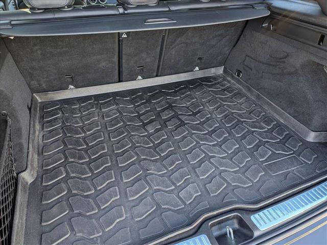 Used 2021 Mercedes-Benz GLC 300 image 6