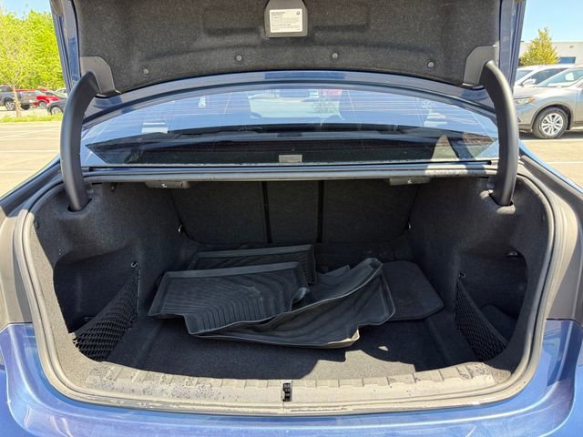 Used 2022 BMW 330i Sedan w/ Driving Assistance Package RWD image 28