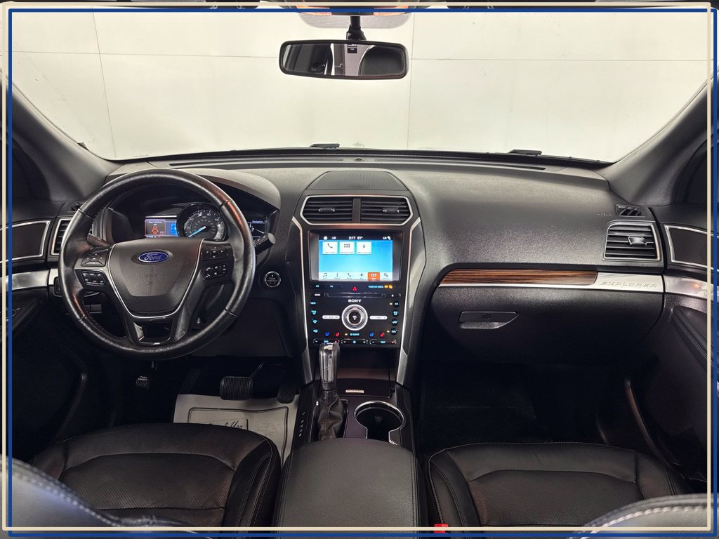 Used 2017 Ford Explorer Limited AWD/4WD image 34