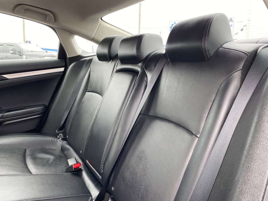 Used 2021 Honda Civic Touring image 16