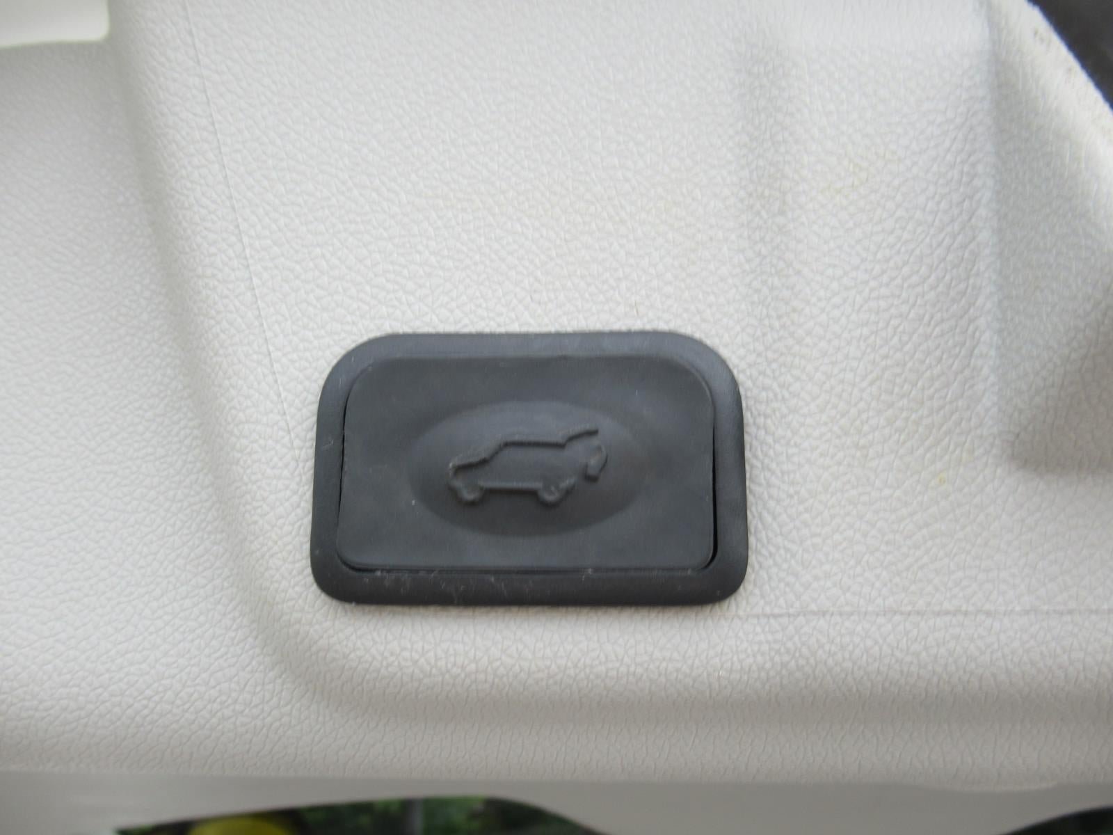 Used 2013 Buick Enclave Leather FWD image 36