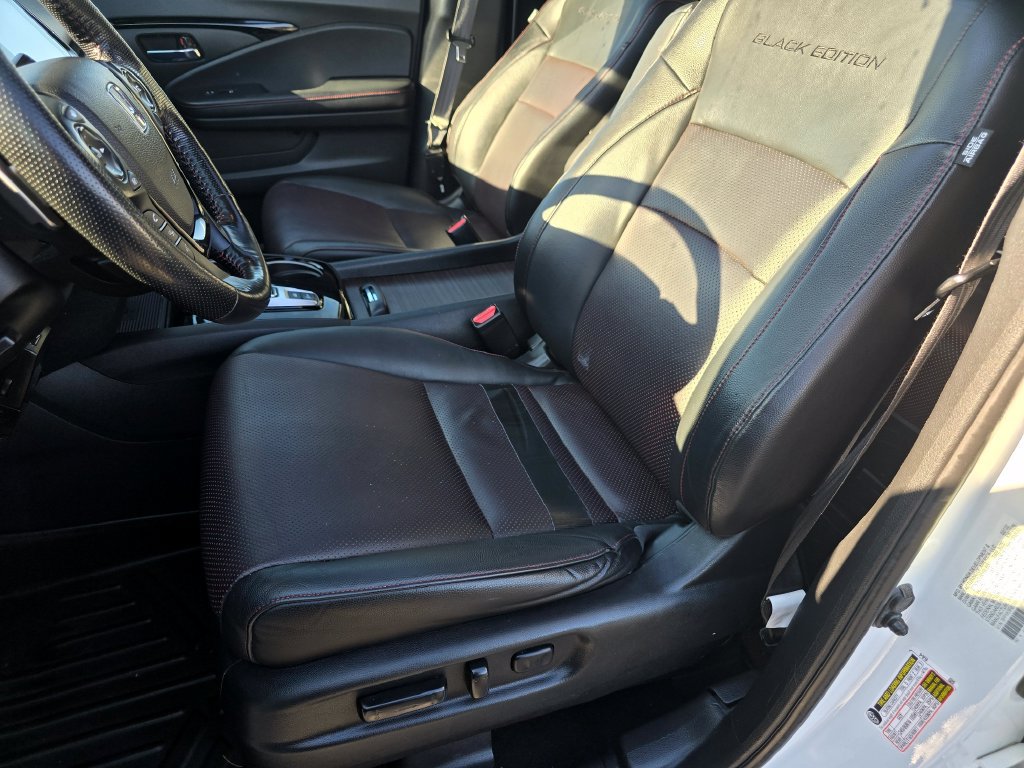 Used 2022 Honda Ridgeline Black Edition image 18