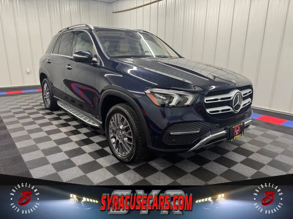 Used 2022 Mercedes-Benz GLE 450 4MATIC image 1
