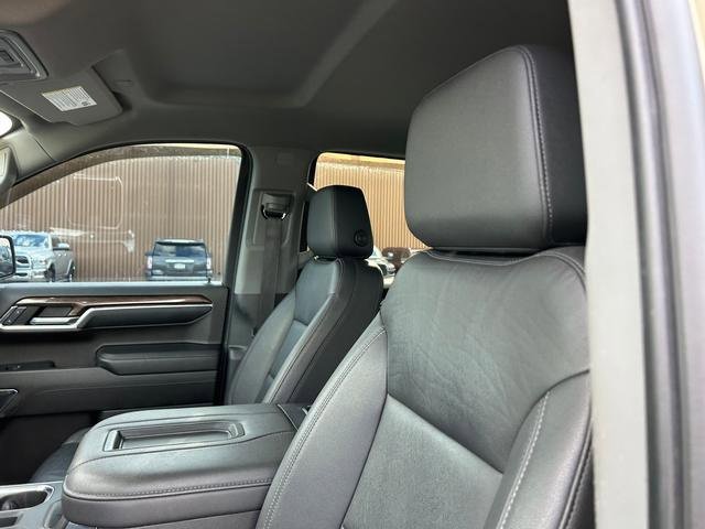 Used 2022 Chevrolet Silverado 1500 LT Trail Boss w/ LT Trail Boss Premium Package image 12