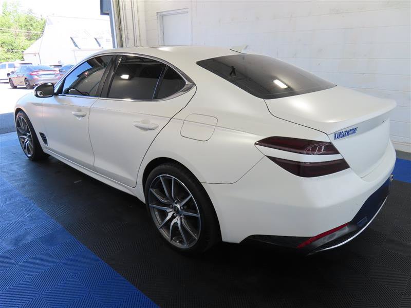 Used 2022 Genesis G70 2.0T w/ Prestige Package RWD image 10