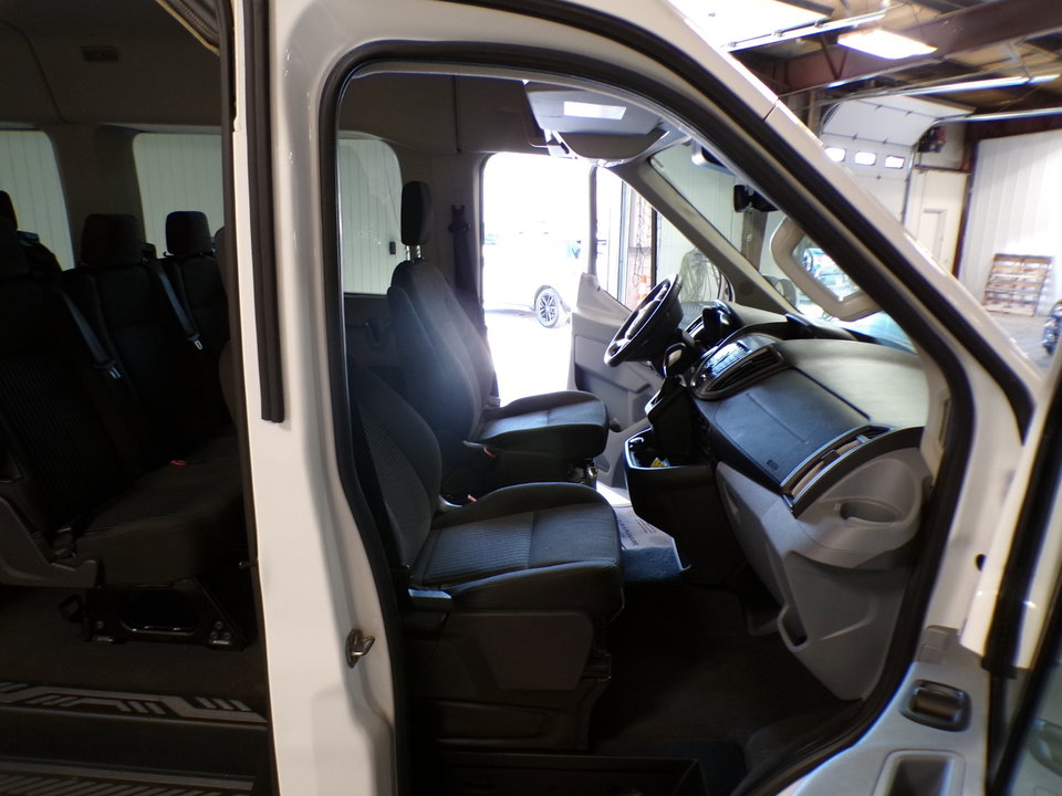 Used 2024 Ford Transit 250 Low Roof w/ Exterior Upgrade Package image 14