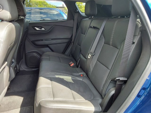 Used 2023 Chevrolet Blazer LT w/ Midnight/Sport Edition FWD image 11