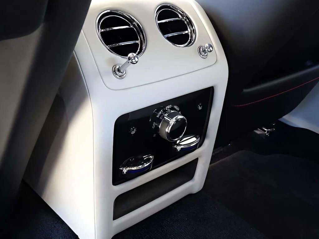 Certified 2024 Rolls-Royce Ghost AWD/4WD image 16