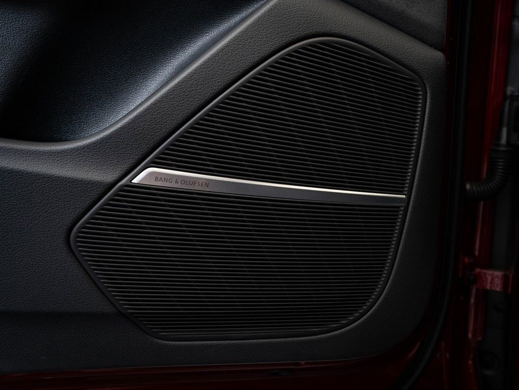 Certified 2024 Audi RS Q8 image 31